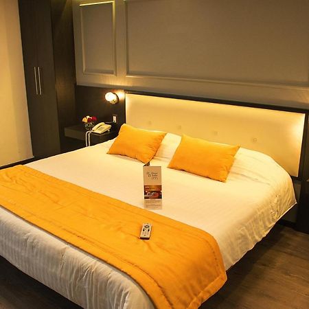 Hotel Italia Куенка Екстериор снимка